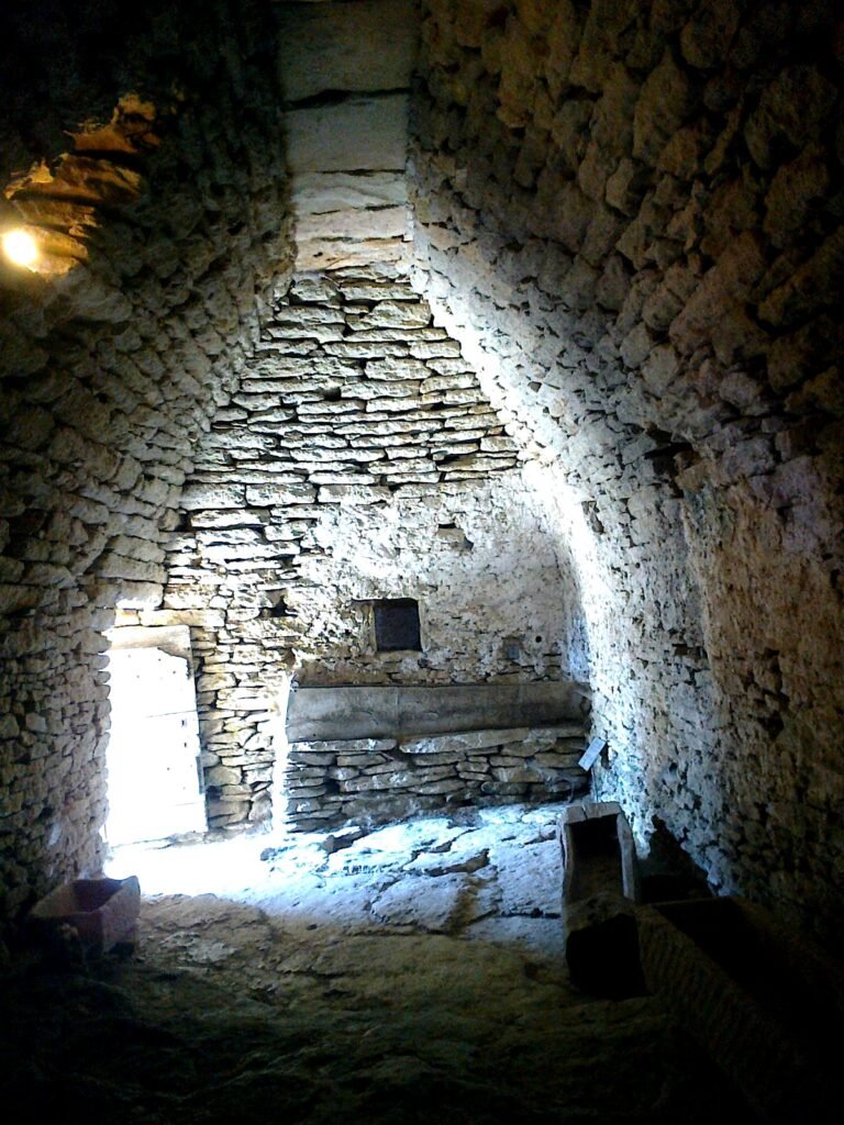 Combien de temps pour visiter Gordes et ses alentours ?
